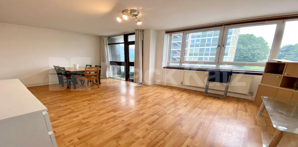 			LET , 3 Bedroom, 1 bath, 1 reception Apartment			 Rolls Road, Bermondsey